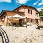 Agriturismo in the Appenines with Covered Swimming Pool & Hot Tub