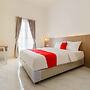 RedDoorz Plus Syariah @ Jalan Dr Sutomo Padang