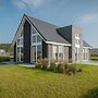 Stylish Holiday Home with Fireplace near Oosterschelde