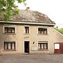 Quaint Holiday Home With Fenced Garden in Manhay