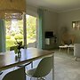 Grosse Ferienwohnung mit Garten, Saal