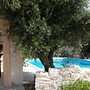 Sprawling Vlilla in Malades With Private Pool, Garden, Terrace