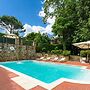 Holiday Home in Town Center with Pool, Garden, Hot Tub