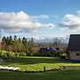 Luxurious Villa with Sauna, Hot Tub, Recreation Room, Large Enclosed G
