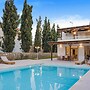 Villa Near Sisi With Private Pool