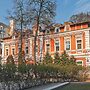 Axis.Moscow Island