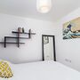 JOIVY Lovely Studio Flat with Terrace in Southeast London
