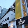 ST Signature Bugis Beach, DAYUSE, 5 hours: 4PM-9PM