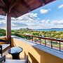 Modern, Immaculate Unit in Flamingo With Spectacular Ocean Views