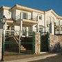 Luxury Villa at Alhaurin Golf nr Mijas, pvt Heated Pool, Wifi, Aircon,