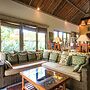 Artful 3bed3bath Villa And Bungalow in the Rice Fieldsbest Breakfast i