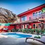 Big Private Home With Pool in Surfside - a Short Walk From the Beach