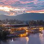 Amber Kampot