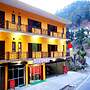 Hotel Avlokan - Near Kainchi Dham Mandir