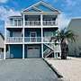 218 Brunswick 3 Bedroom Home by RedAwning