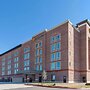 La Quinta Inn & Suites by Wyndham Dallas - Frisco Stadium