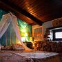 Room in Guest Room - La Quinta de Malu Romantic Hotel in Cuenca