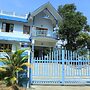 Room-1 Bedroom With Balcony Mountain Vie