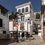 Olive & Ivy Guest House