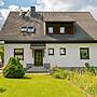 Garden View Apartment in Erzgebirge near Forest