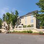 Mount Snow Lodging