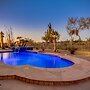 Casa Monument 3 Bedroom Home by RedAwning