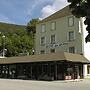 Hotel Les Alpins