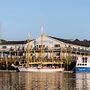 Fishermans Wharf Inn