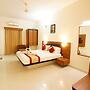 Grand Bee Hotel