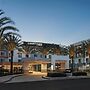 Courtyard by Marriott Long Beach Airport
