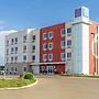 Motel 6 Swift Current, SK