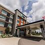 Holiday Inn Express & Suites Welland, an IHG Hotel