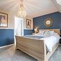 Lovely 5-bed House in Centre of Bicester Village