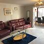 Lovely 3-bed House in Farnham Royal Slough