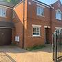 3 bedroom house in Reading