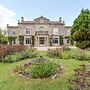 Milton Manor