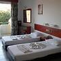 Apartment for 3 People With Swimming Pool Near the Beach