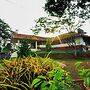 Bungalow With Tea Garden View