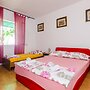 Apartment Ines