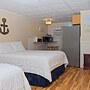 Vineyard Harbor Motel - Private Beach