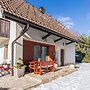 Sunny Weekend Sauna House