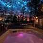 Mountainside Overlook Lake Views & Hot Tub