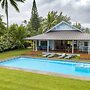 Gorgeous Renovated 1937 Plantation Style Beach House 50 Steps To The C