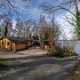 Stunning log Cabin on the Lake
