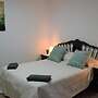 1 Bedroom Apartment With Gallery Balcony Free Netflix, air Conditionin