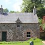 North Mains Cottage - Craigievar Castle