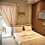 Room-beautiful Bedroom for 3 People in L