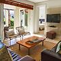 Two Bedroom Apartment - Fully Furnished and Design
