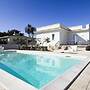 Luxury Villa in Marsala With Pool and Private Garden and Near the Sea