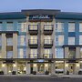 Art House Hotel and Suites